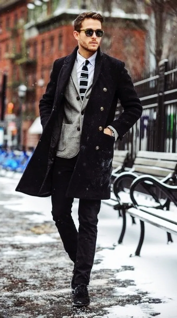 Hot-Winter-Fashion-Outfits-For-Taller-Men