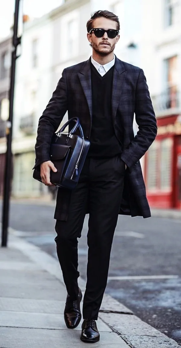 Hot-Winter-Fashion-Outfits-For-Taller-Men