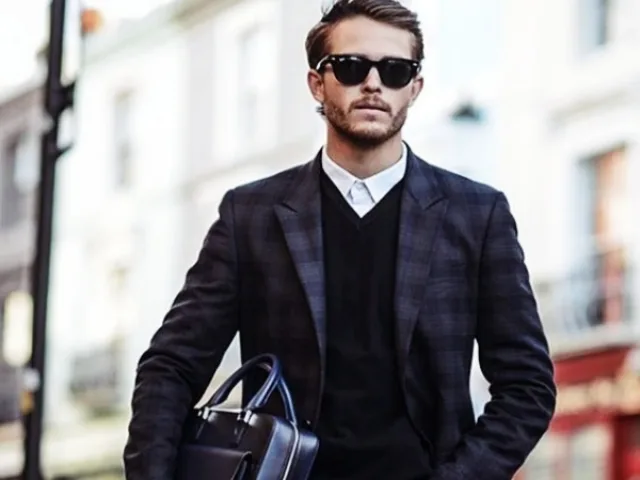 Hot-Winter-Fashion-Outfits-For-Taller-Men