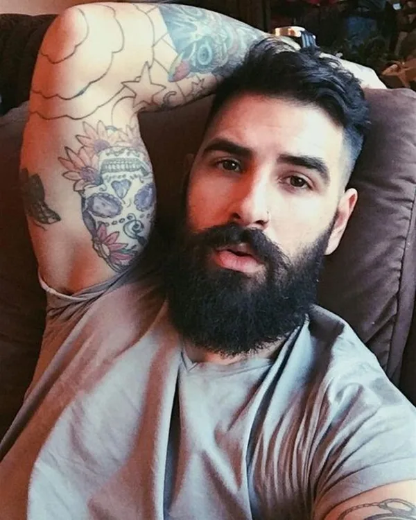 Best-Handlebar-Mustache-Styles-to-Look-Super-Cool