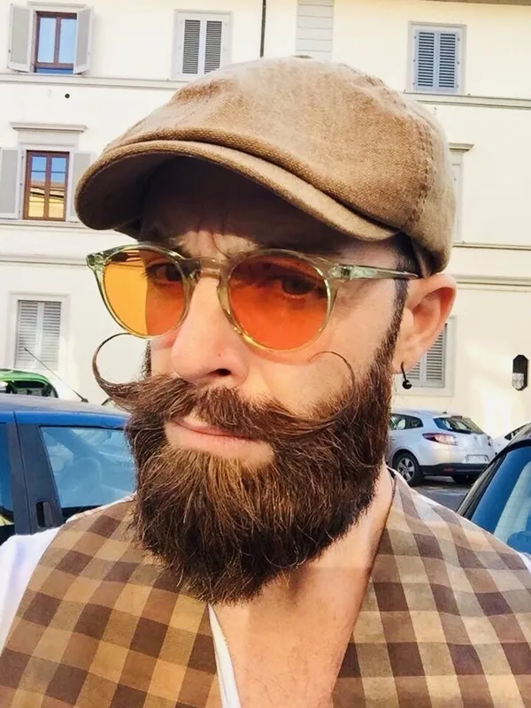Best-Handlebar-Mustache-Styles-to-Look-Super-Cool
