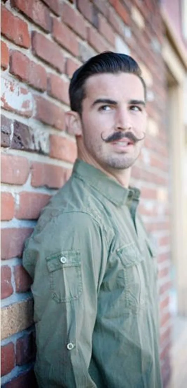 Best-Handlebar-Mustache-Styles-to-Look-Super-Cool