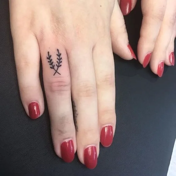 Tiny-Tattoo-Ideas-For-Working-Women