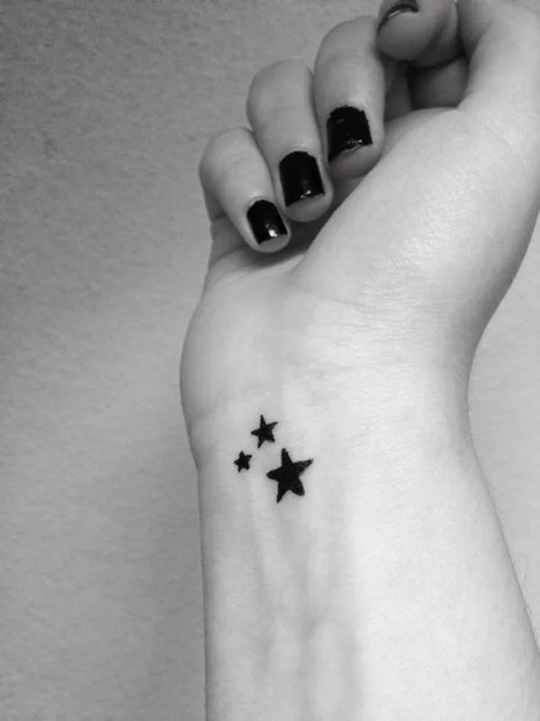 Tiny-Tattoo-Ideas-For-Working-Women