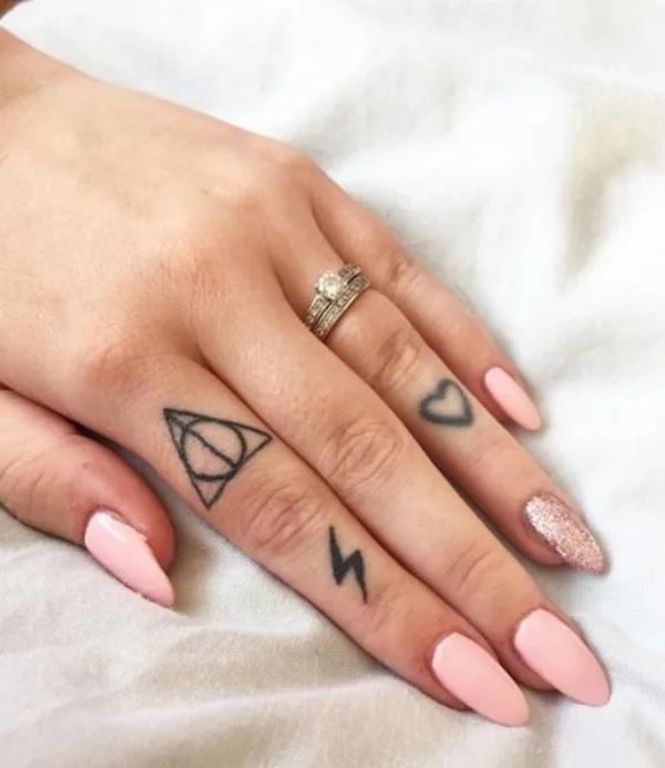 Tiny-Tattoo-Ideas-For-Working-Women