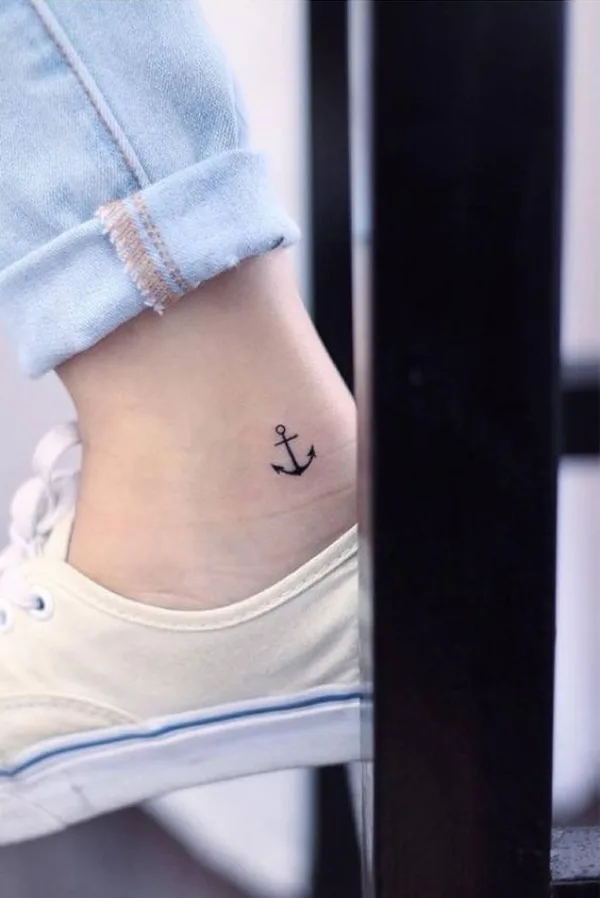 Tiny-Tattoo-Ideas-For-Working-Women