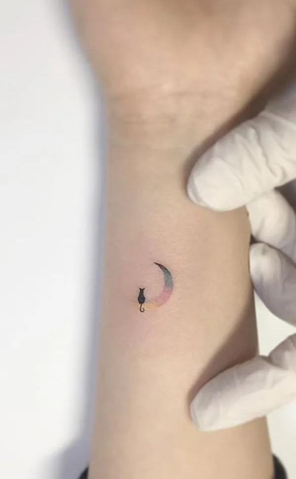 Tiny-Tattoo-Ideas-For-Working-Women