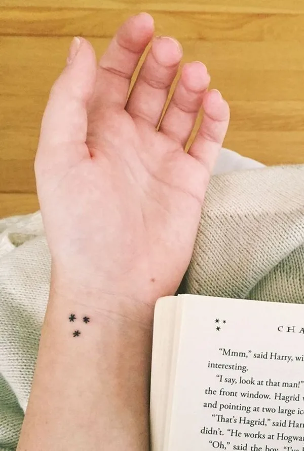 Tiny-Tattoo-Ideas-For-Working-Women