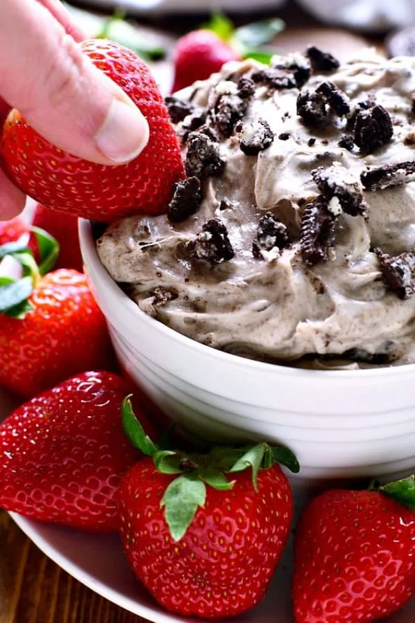 10-Supercool-Oreo-Tricks-Everyone-Should-Try