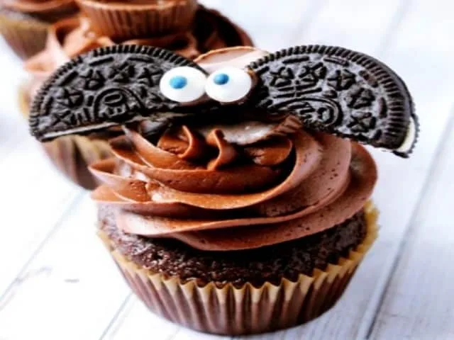 10-Supercool-Oreo-Tricks-Everyone-Should-Try