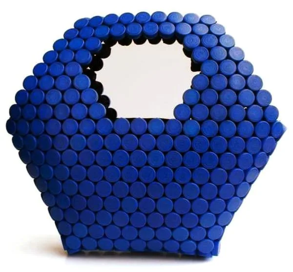 40-DIY-Plastic-Bottle-Cap-Craft-Ideas