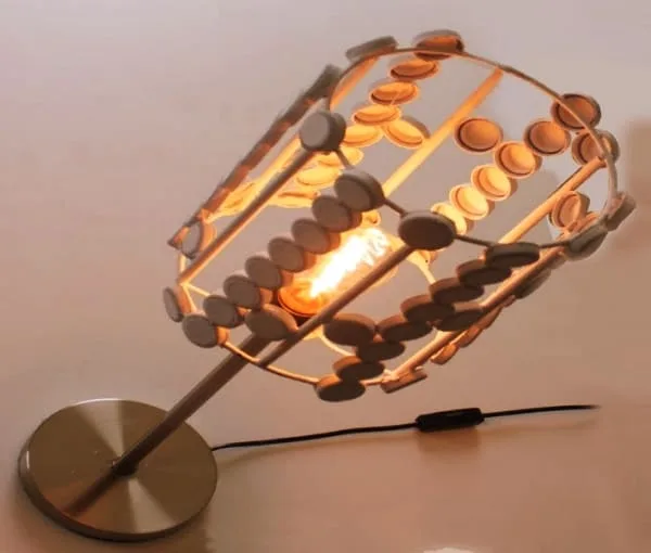 40-DIY-Plastic-Bottle-Cap-Craft-Ideas