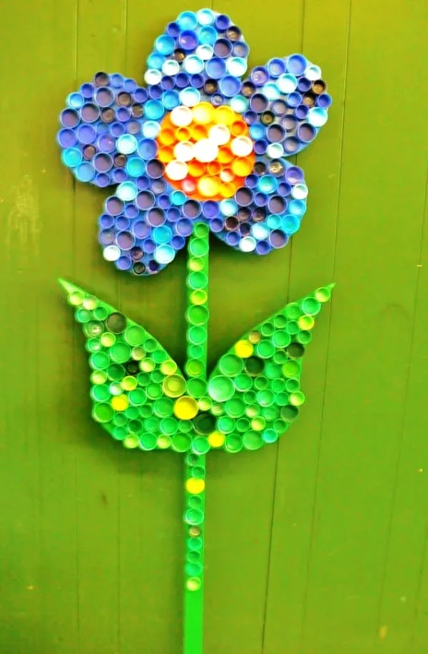 40-DIY-Plastic-Bottle-Cap-Craft-Ideas