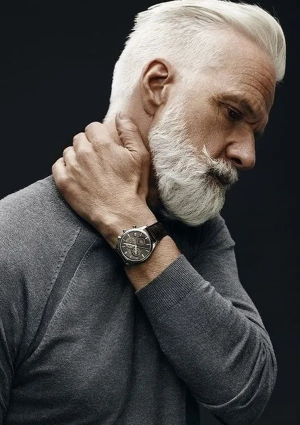 Winning-Grey-Hair-Styles-For-Men