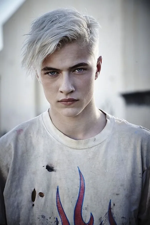 Winning-Grey-Hair-Styles-For-Men
