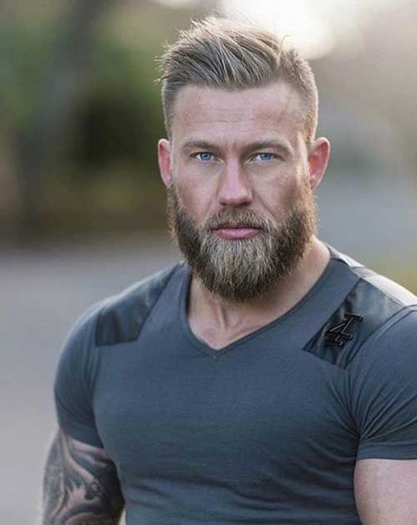 Short men haircut 2019 with grey hair color  Grey hair men Dyed hair men  Mens hair colour