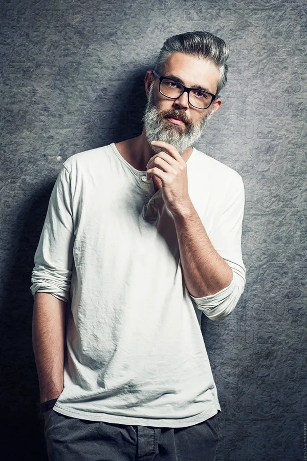 Winning-Grey-Hair-Styles-For-Men