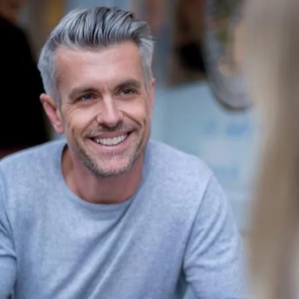 Winning-Grey-Hair-Styles-For-Men