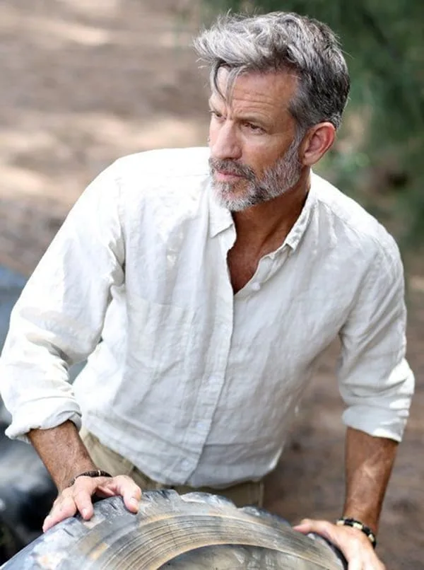 Winning-Grey-Hair-Styles-For-Men